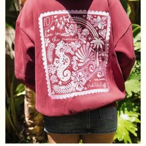 Women's Burgundy Graphic Sweater